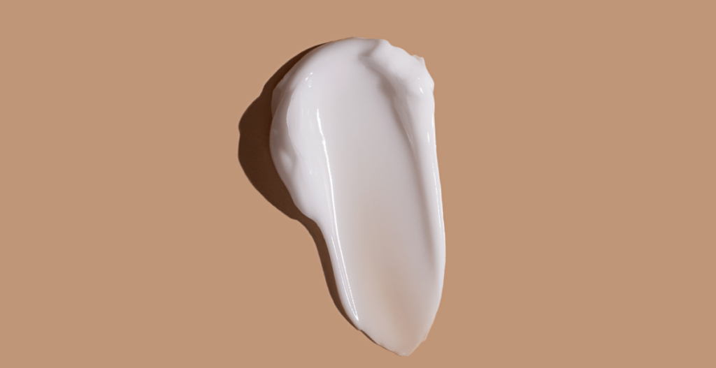 Tips to help nourish dehydrated skin ISDIN with cream